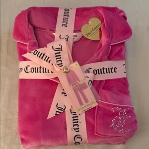 Juicy Couture Fuchsia Velour Lounge Set